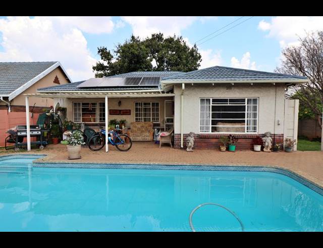 3 BEDROOM HOUSE FOR SALE IN GERDVIEW